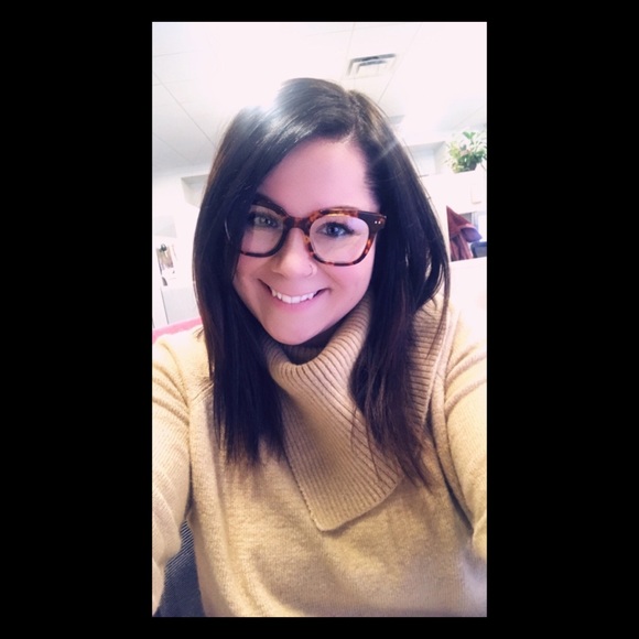 Meet your Posher, Chris - Picture 1 of 1